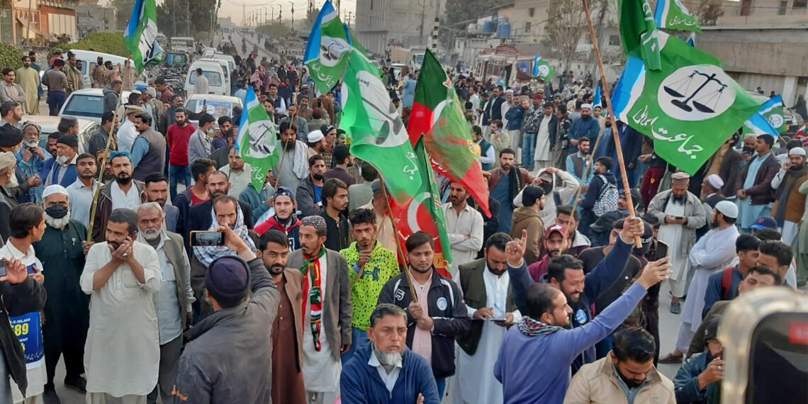 بجلی اور پیٹرول کی قیمت میں حالیہ اضافہ عوام کا معاشی قتل عام ہے