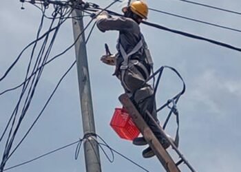 کے۔ الیکٹرک کی نیو کراچی کے مختلف میں غیرقانونی کنڈا کنکشنز کے خلاف کارروائیاں
