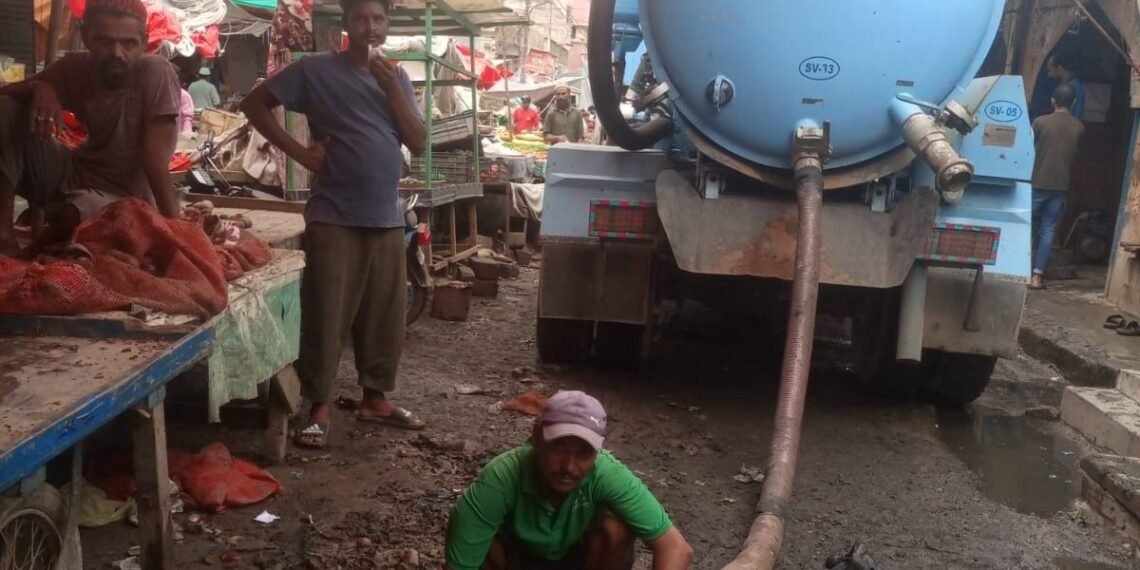 نکاسی آب کی متعدد شکایتوں کا ازالہ