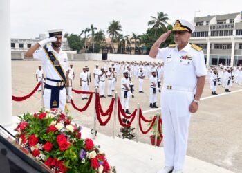 پاک بحریہ نے یومِ دفاع و شہداء عقیدت اور جوش و جذبے سے منایا