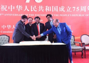 چین کی جدید ٹیکنالوجی سے تیز ترین ترقی یقینی ہے۔ گورنر سندھ