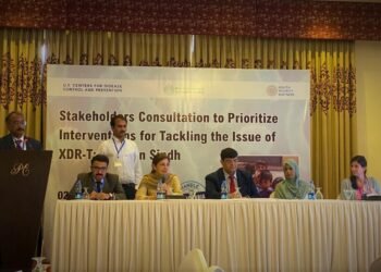 سندھ میں ایکس ڈی آر ٹائیفائیڈ وبا سے نمٹنے کے لیے امریکی حکومت کا شراکت داروں کے ساتھ اہم اجلاس: ہنگامی اقدامات کی سفارشات